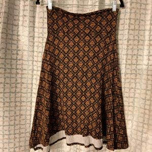 Azure MIDI Skirt in black and peach Size Small by Lularoe